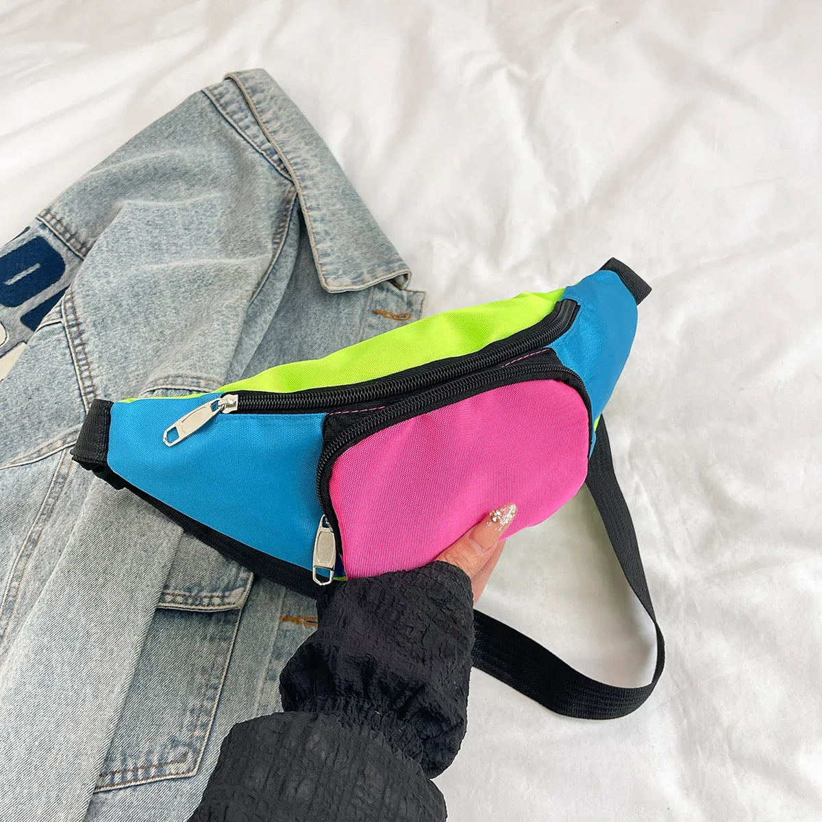 Sac Banane tissu tricolore pratique et résistant pour voyage et randonnée