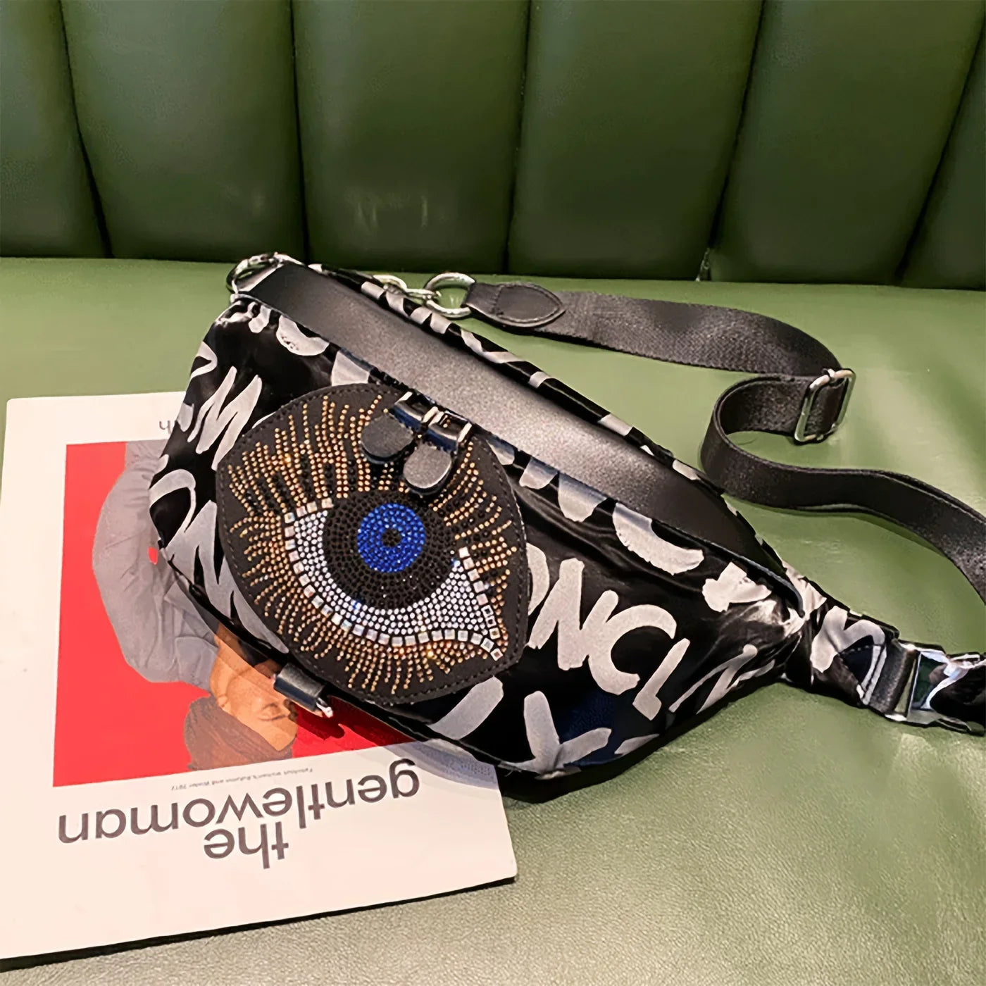 Sacoche bandoulière femme ethnique – pratique et mains libres pour le voyage