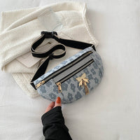 Sac Banane Élégant Noir Motif Floral - modèle Blue - Banane Avenue ™