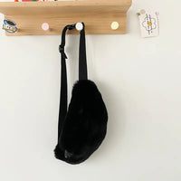 Sac Banane Doux Peluche Tendance Unisexe - modèle black waist bag - Banane Avenue ™