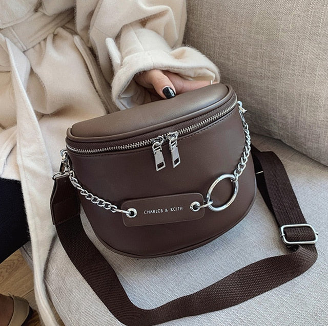 Sac Banane Élégant Cuir Marron Chaîne Métal